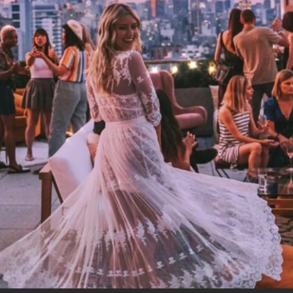 Spell and the Gypsy Wedding gown  size 6.
